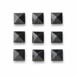 Dakine Pyramid Studs